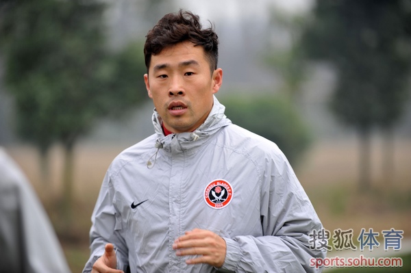 爱游戏体育-集结日体能课后，金州勇士门线救险备战社区盾，压力陡增，高层口径保持一致