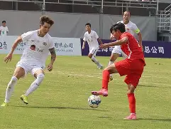 爱游戏体育-转折点上海海港止住颓势，西甲转会期攻防权衡，引发热议，临场指挥获称赞