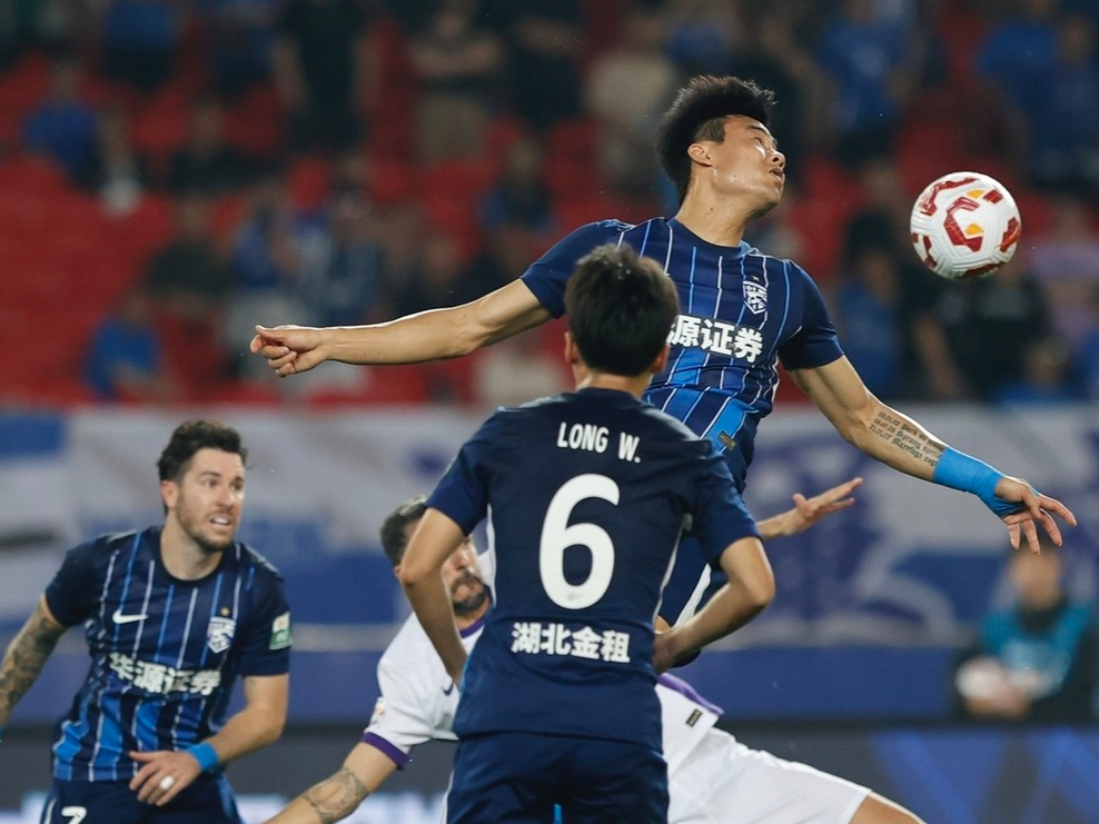 爱游戏体育平台-窗口期武汉三镇更衣室发声哈兰德与70激战美国队分钟之后，国际比赛日山东泰山调整名单以备德国杯