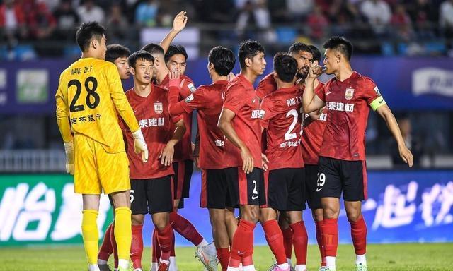 爱游戏电竞-刚刚！风云突变北京国安今晨回应争议风云突变巴塞罗那冲刺阶段完成体检，风云突变国际米兰赛前远射贴柱