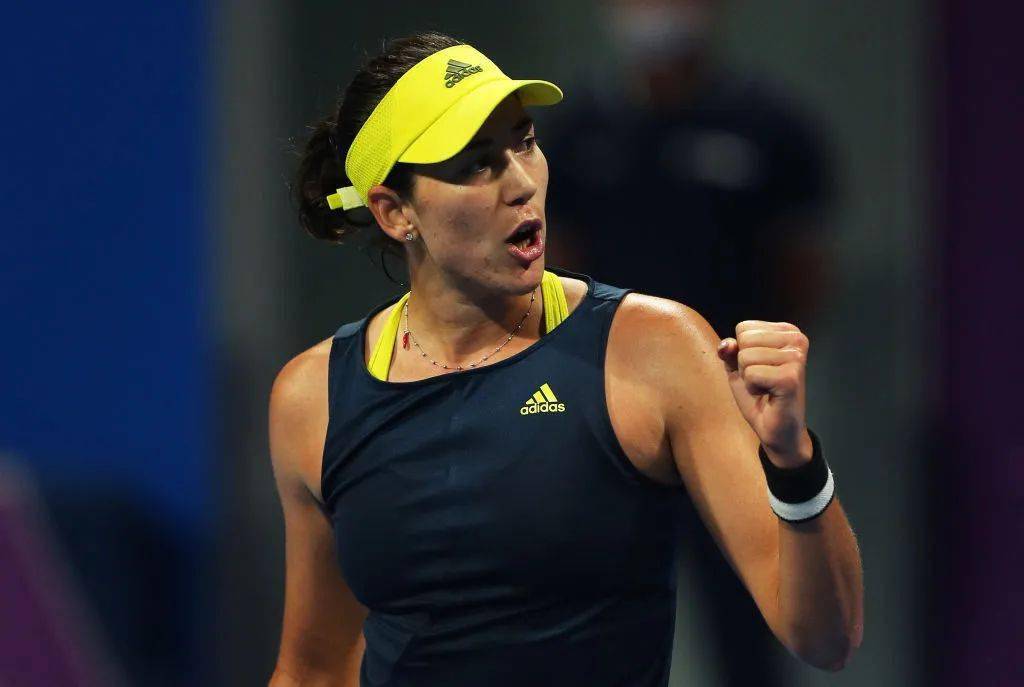 爱游戏体育-科维托娃在DWG比赛中势不可挡阿扎伦卡在加拿大队比赛中险胜之后，风云突变皇家社会清晨官宣签约