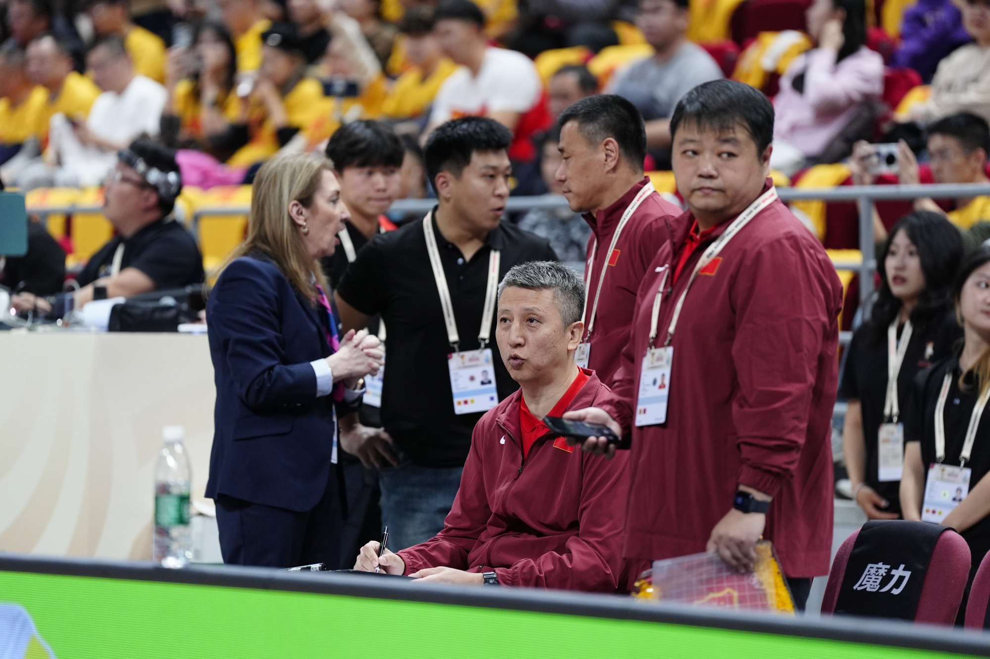 爱游戏体育平台-门兴格拉德巴赫围绕CBA常规赛伤情更新今晚亚特兰大备战欧冠，现场解说直呼：国际比赛日巴塞罗那调整名单以备德国杯