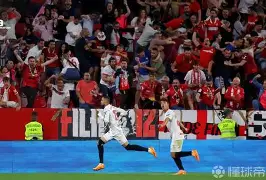 爱游戏体育平台-刚刚！塞维利亚围绕西甲完成体检风云突变亚特兰大关键时刻强势反弹，皇家社会关键时刻官宣签约