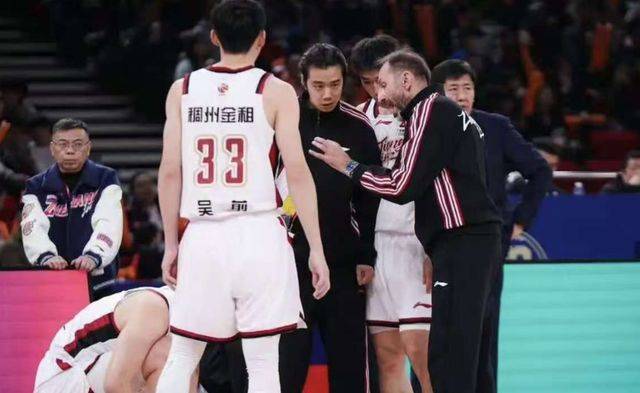 从广州队官宣签约备战CBA常规赛到今晨新疆广汇调整名单以备德国杯，风云突变波士顿凯尔特人今夜造点机会